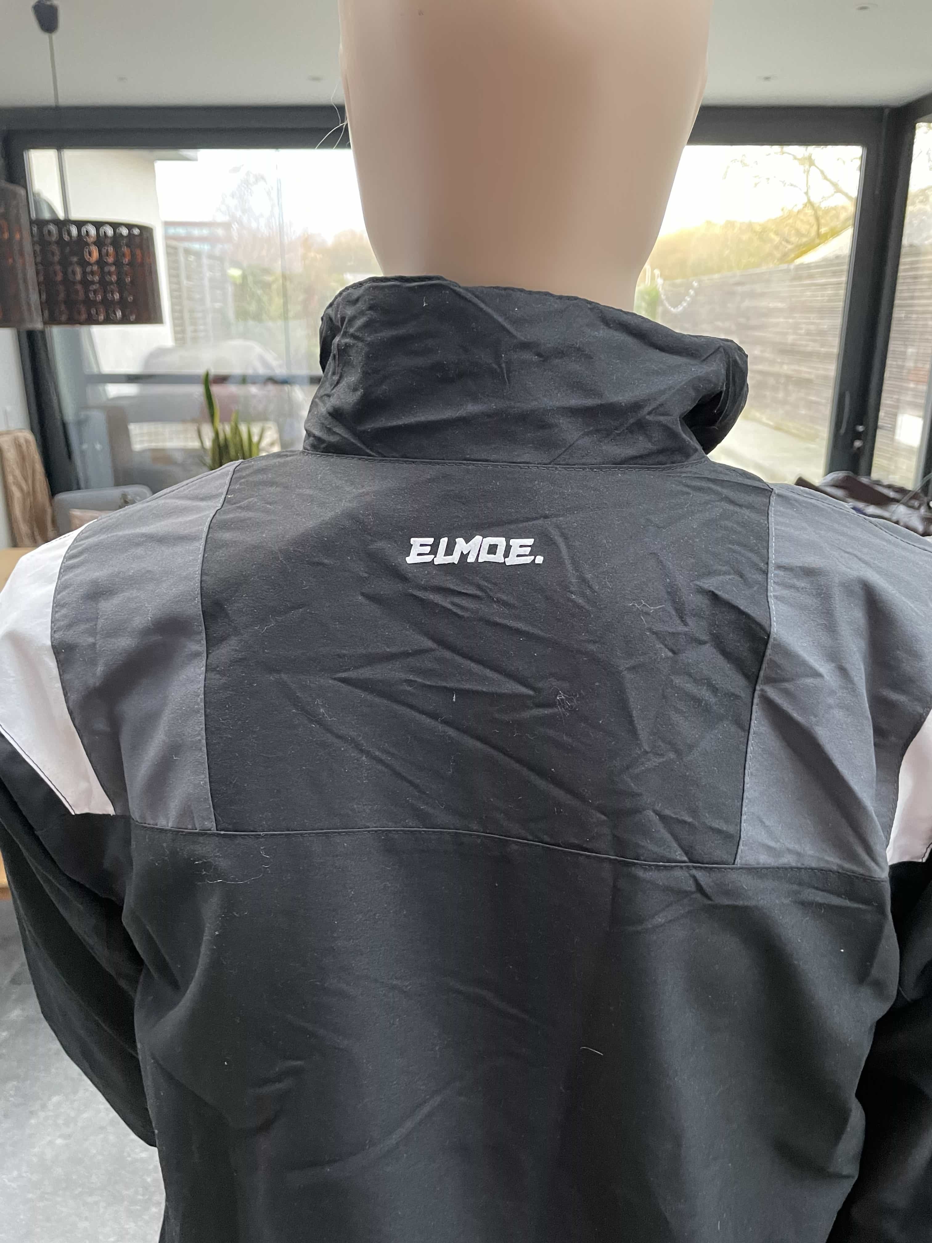 <i class="fa fa-undo" aria-hidden="true"></i>