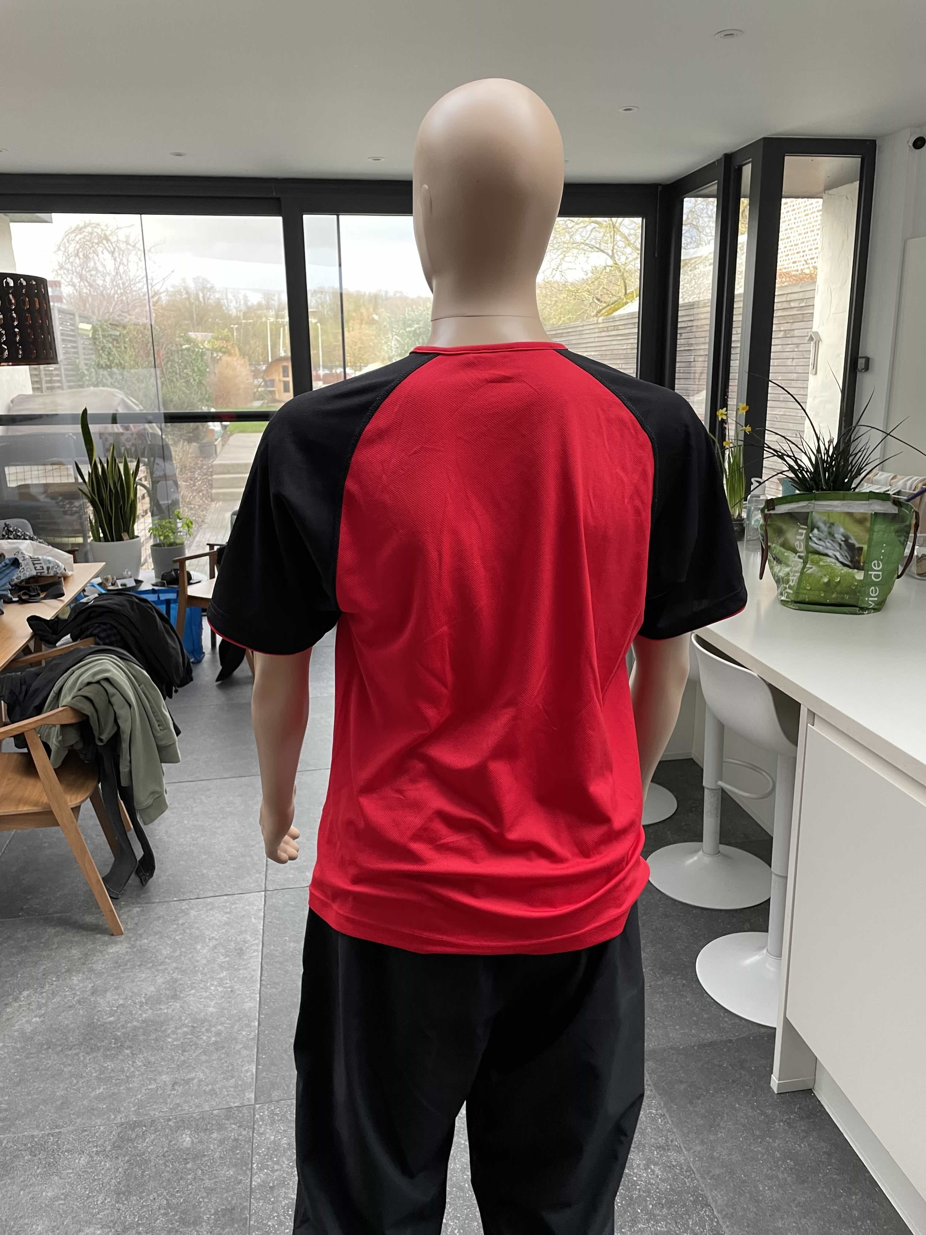 <i class="fa fa-undo" aria-hidden="true"></i>